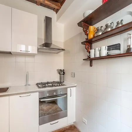Guesthost - Colosseo & Fori Imperiali Wooden Flat Rome