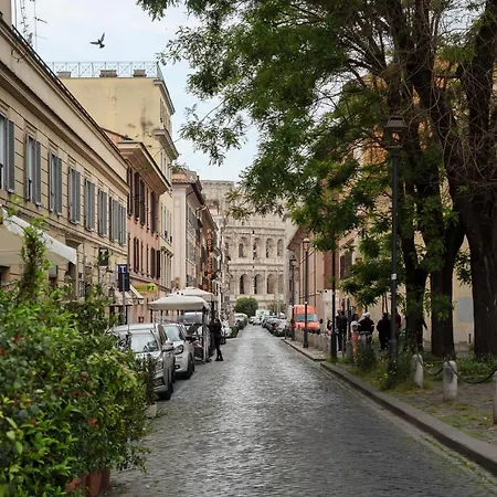 Guesthost - Colosseo & Fori Imperiali Wooden Flat *