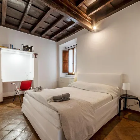 Colosseo & Fori Imperiali Wooden Flat Appartement Rome
